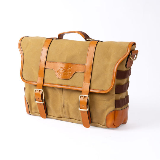 Commodore Premium Messenger Bag